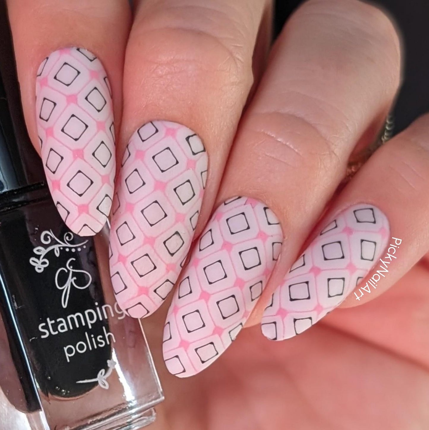 Petals in Pattern (CjS-409) Etched Nail Art Stamping Plate