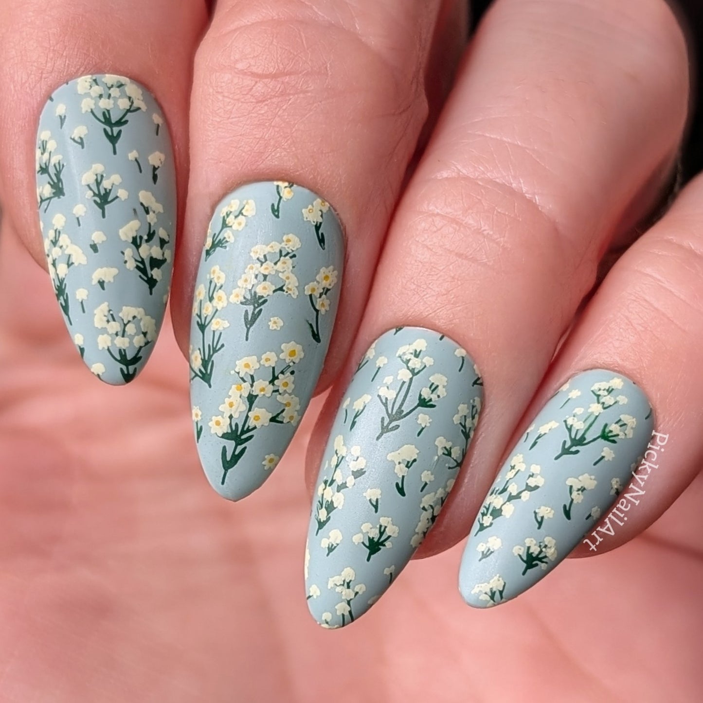 Easter Meadow (CjSH-134) Etched Nail Art Stamping Plate