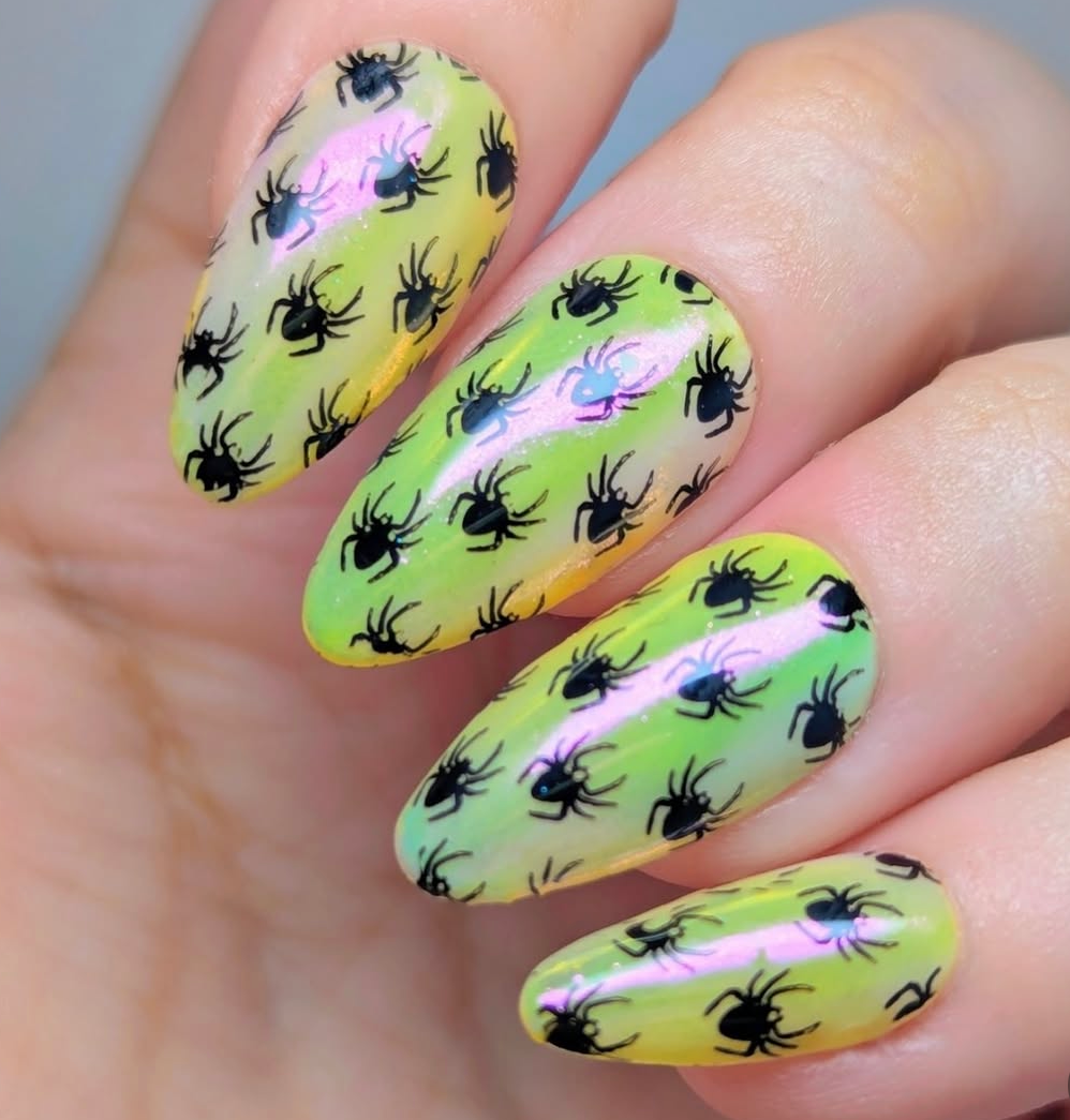 Wallpaper - Boo! (CjSH-43) Etched Nail Art Stamping Plate