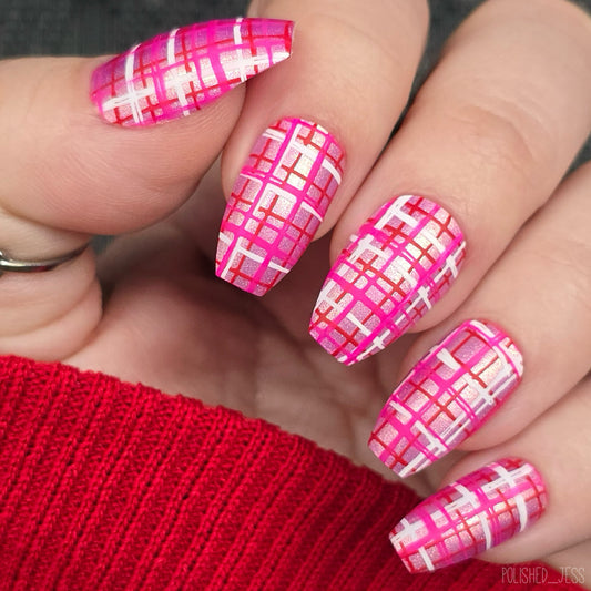 Hugs & Kisses (CjSV-58) Etched Nail Art Stamping Plate