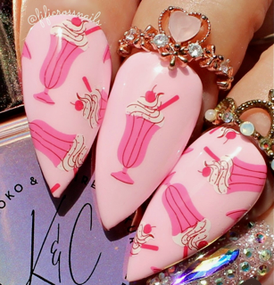 Sealed With a Kiss (CjSV-59) Etched Nail Art Stamping Plate