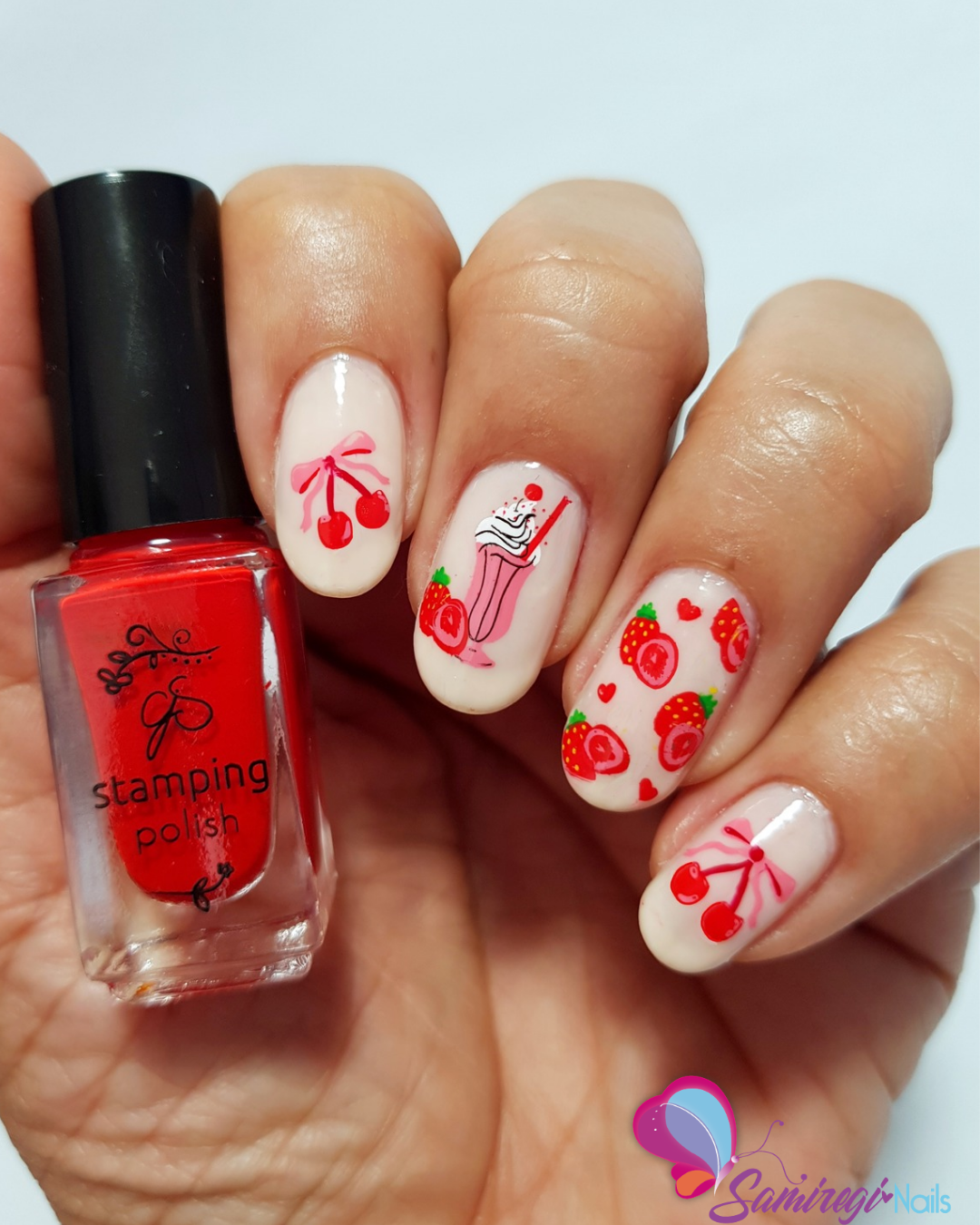 Sealed With a Kiss (CjSV-59) Etched Nail Art Stamping Plate
