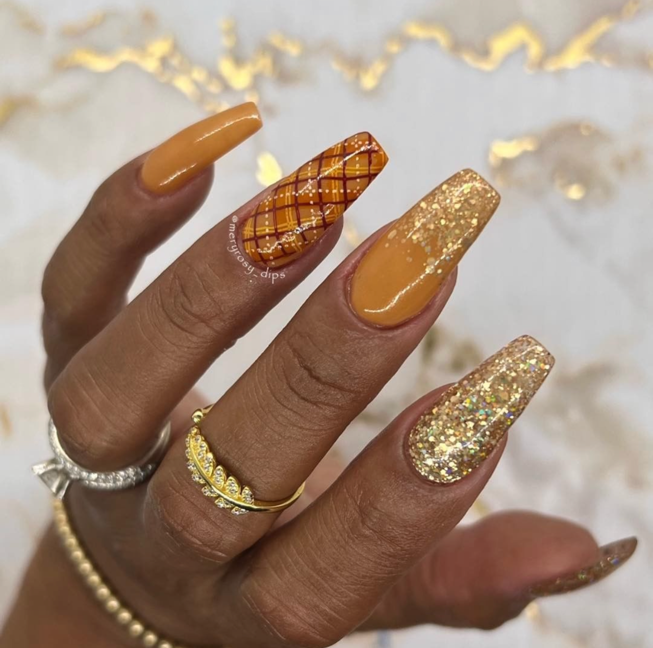 Perfectly Plaid (CjS-08) Etched Nail Art Stamping Plate