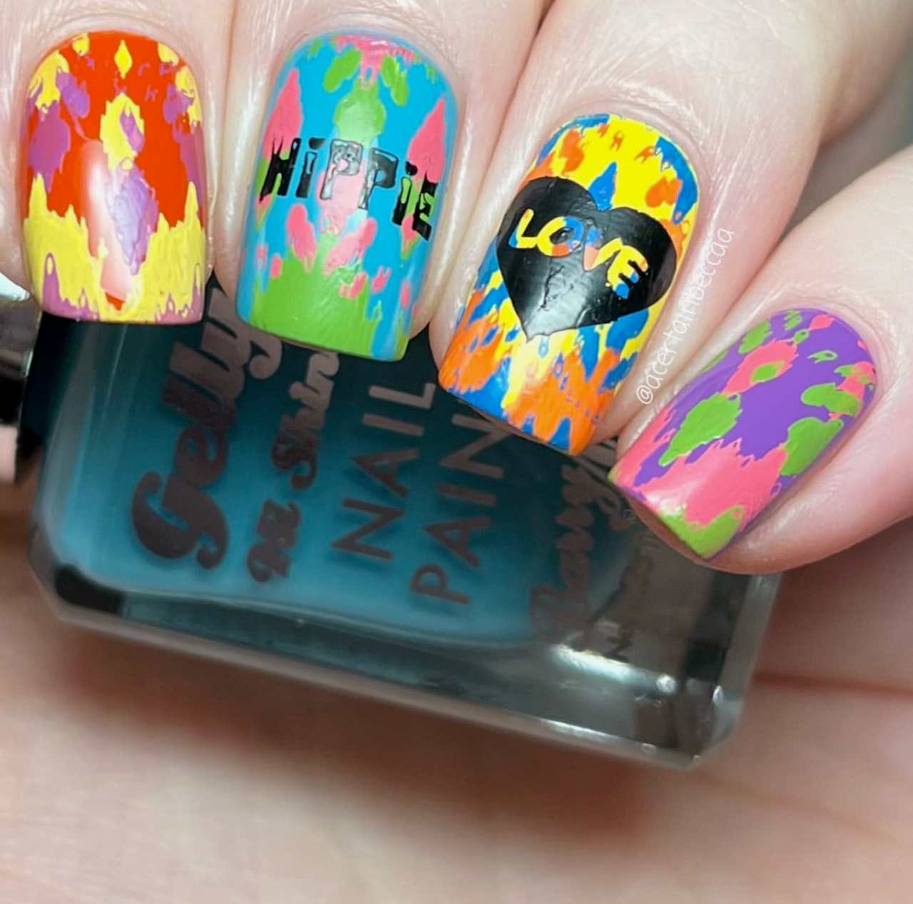 Hippie Harmony (CjS-117) Etched Nail Art Stamping Plate