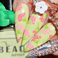 manicure-with-nail-art-designs-of-bunches-of-flowers