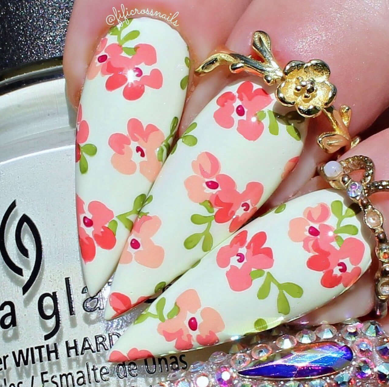 stunning-manicure-showing-stamping-nail-art-designs-of-flowers