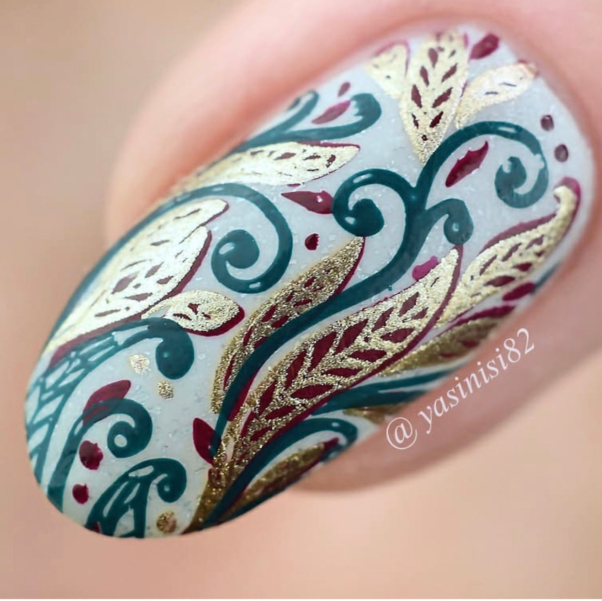 Elegant Swirl (CjS-149) Steel Nail Art Stamping Plate 14 x 9 Clear Jelly Stamper 